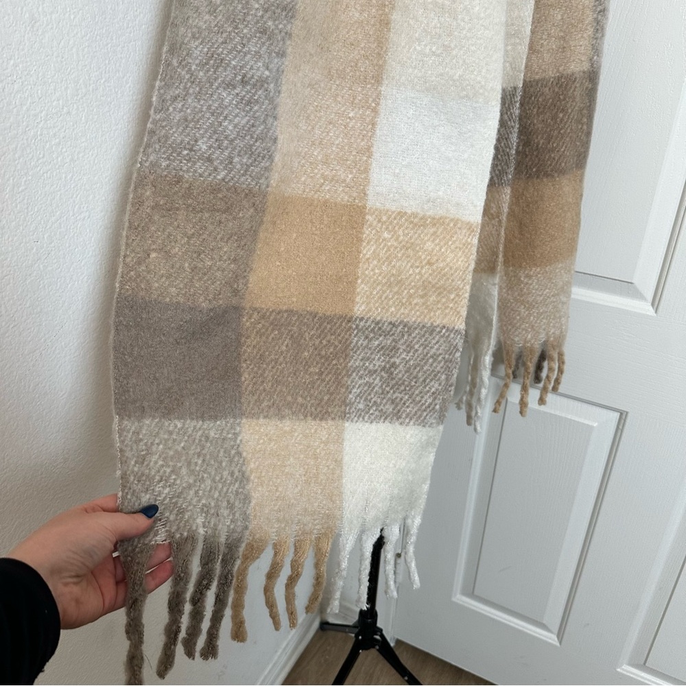 Chunky Scarf - Picture 5 of 5